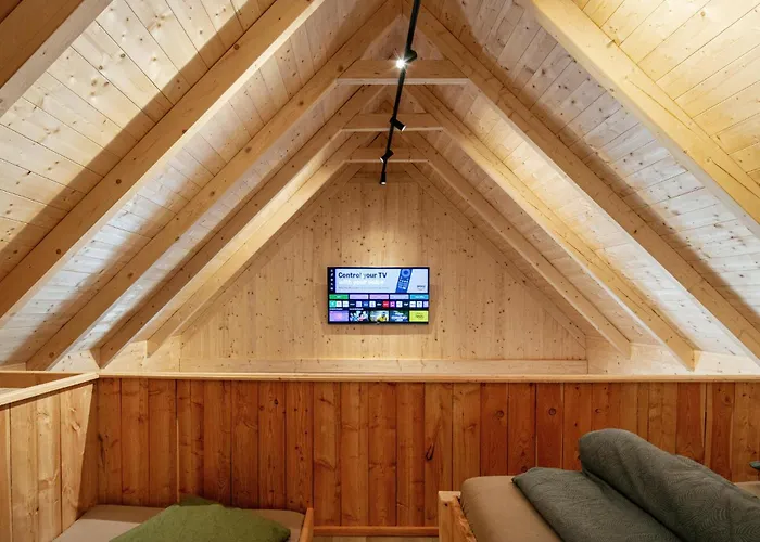 In بيت للعطل *